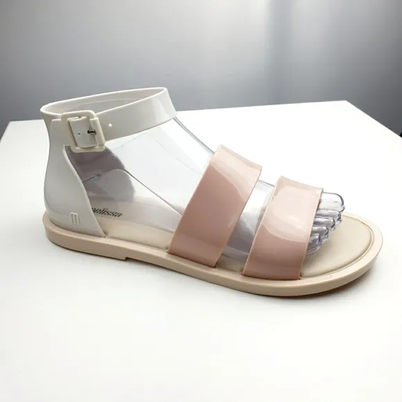 Melissa Women's Model Sandals are jelly sandals size 8
