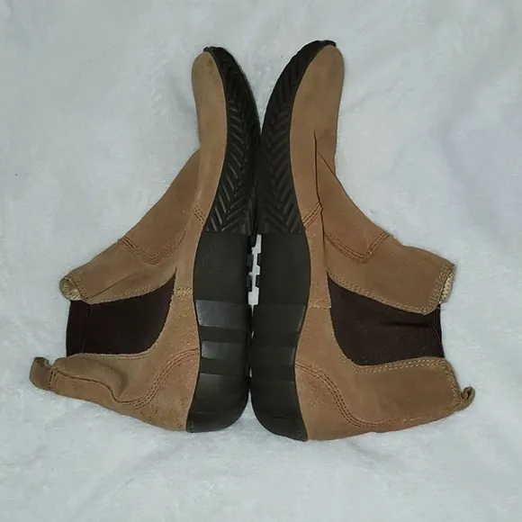 Men's Born Pull-On Boots Size 10
