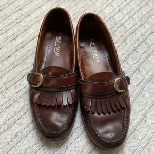 Men’s Cole Haan loafers. Sz 11D. Leather. Fringe buckle. Handsewn Good condition