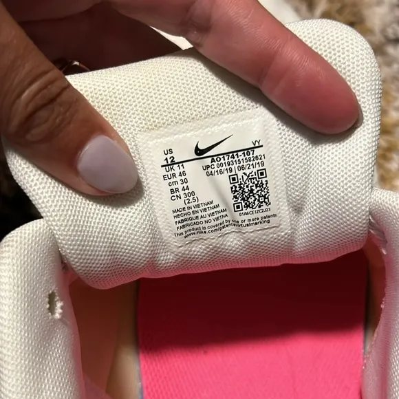Men’s Nike Air Max 2 Light with Pink Sole Sneakers
