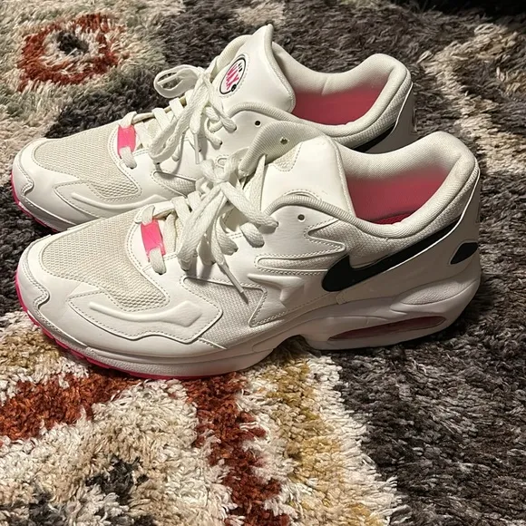 Men’s Nike Air Max 2 Light with Pink Sole Sneakers