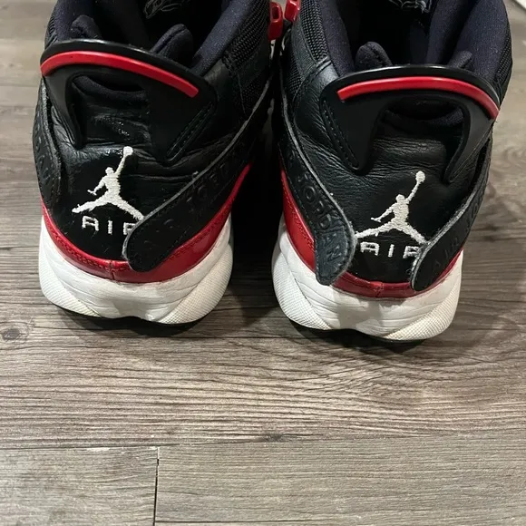 Men’s Nike Jordan 6 Ring Sneakers
