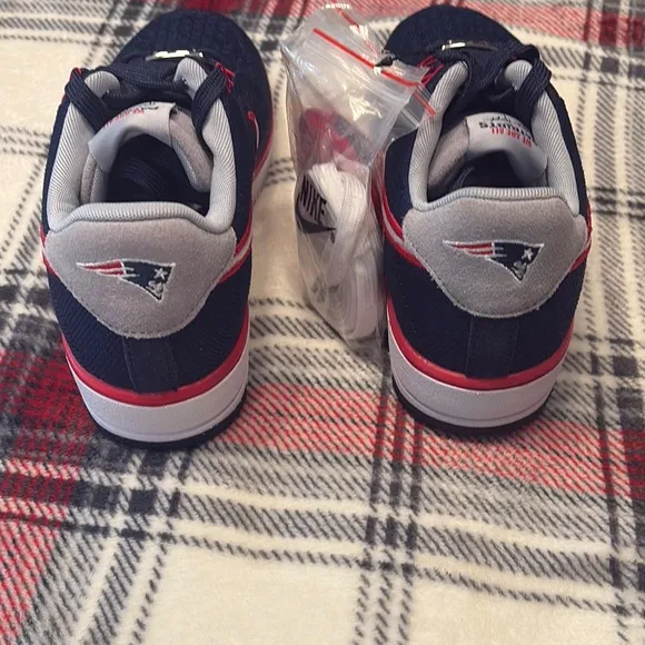 Mens Nike Robert Kraft x Air Force 1 Ultra Flyknit Low New England Patriots 2022