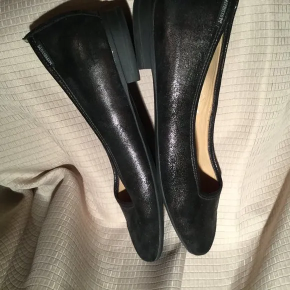 Mephisto women black flats slip on, shiny leather