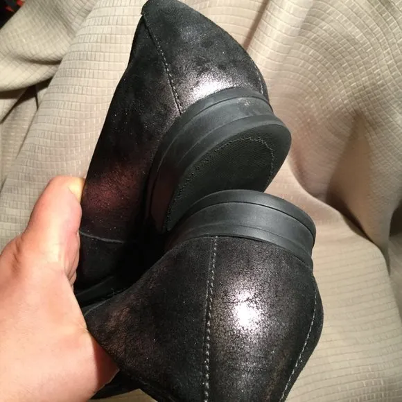 Mephisto women black flats slip on, shiny leather