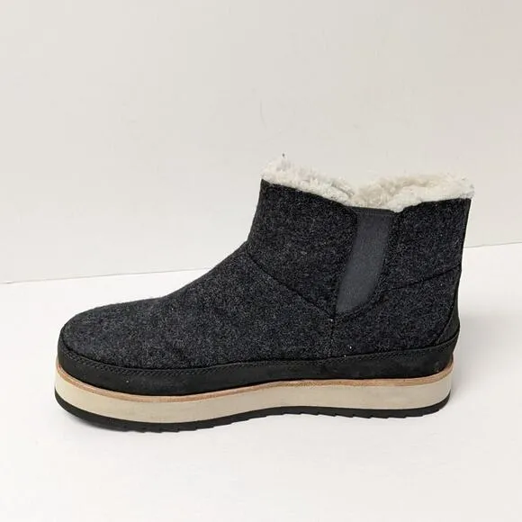 Merrell Juno Pull On Boots, Black, Women's 7.5 M