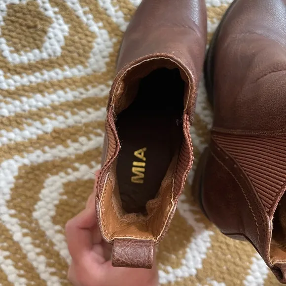 MIA Ankle Pull On Boots Size 7 US
