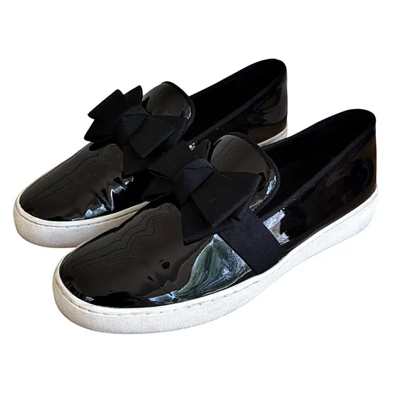 🌹MICHAEL KORS COLLECTION Black Patent Leather Slip-Ons w/ Bow🌹