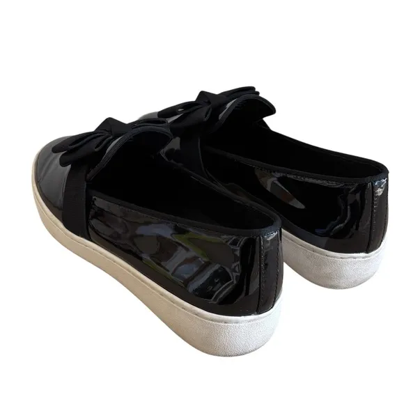 🌹MICHAEL KORS COLLECTION Black Patent Leather Slip-Ons w/ Bow🌹