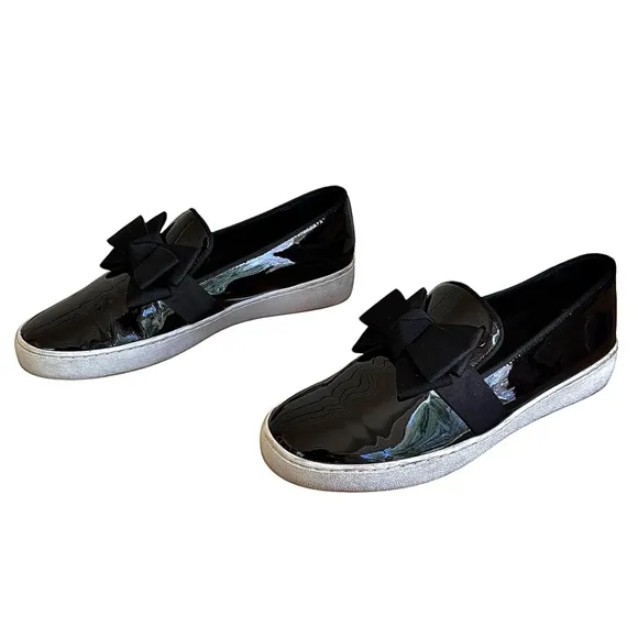 🌹MICHAEL KORS COLLECTION Black Patent Leather Slip-Ons w/ Bow🌹