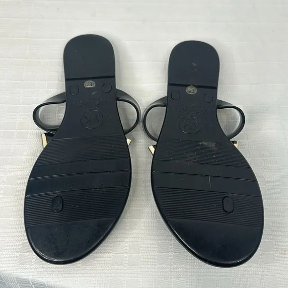 Michael Kors Kayden Jelly Bow Tie Thong Sandals in Black. Size 10.