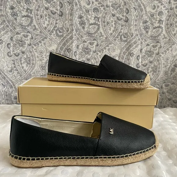 Michael Kors Kendrick Slip On Espadrille Flats MK Logo Leather Black Size 8.5