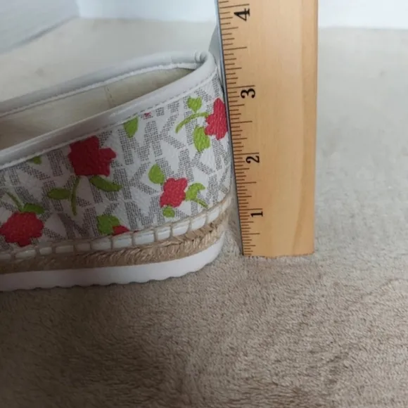 Michael Kors Lenny Peach Pink Red Floral Elastic Gored Slip-On Espadrilles Flats