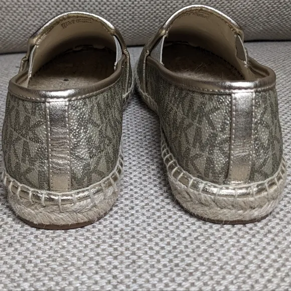 Michael Kors Metallic Logo Print PVC Espadrille Flats sz 9
