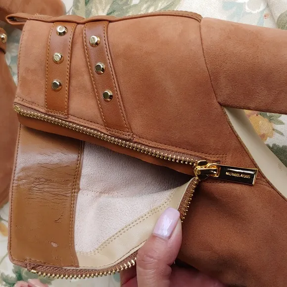 Michael Kors Platform Suede Leather Zip Ankle Boots in Tan Brown size 9