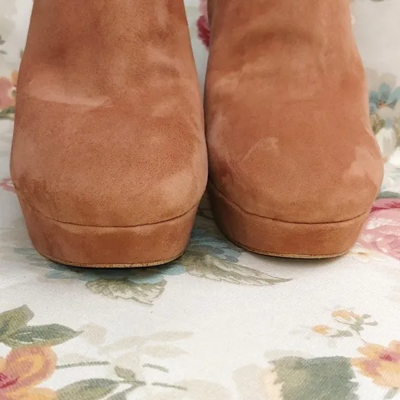 Michael Kors Platform Suede Leather Zip Ankle Boots in Tan Brown size 9