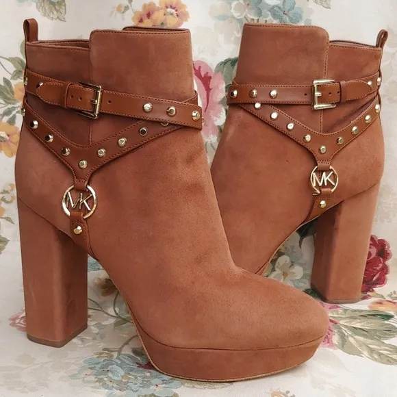 Michael Kors Platform Suede Leather Zip Ankle Boots in Tan Brown size 9