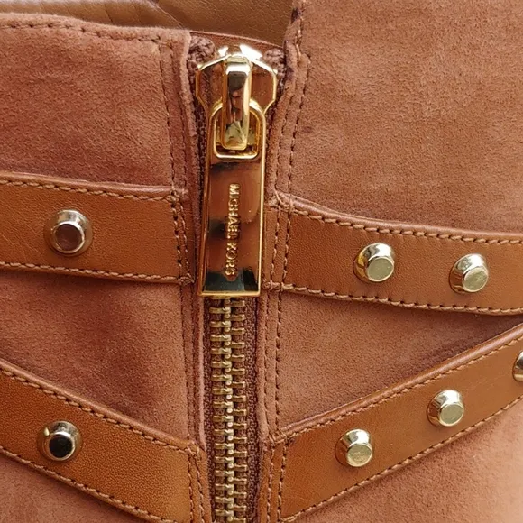 Michael Kors Platform Suede Leather Zip Ankle Boots in Tan Brown size 9