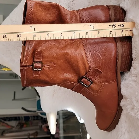 Michael Kors sz8 Leather Boots