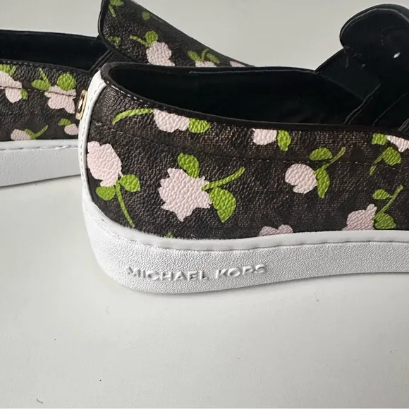 Michael Kors Women’s brown And Pink floral slip on Flats/sneakers Size:6.5