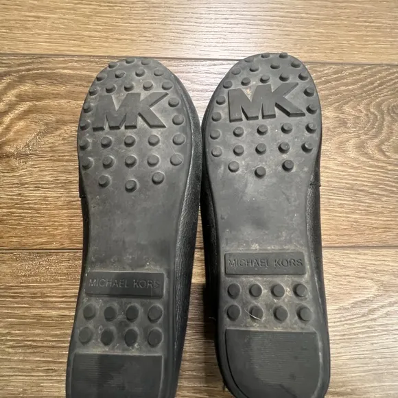 Michael Kors Women's Everett Mocs Black Leather Logo Flats