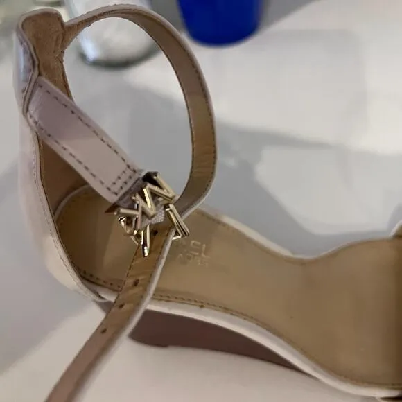 MICHAEL KORS Women’s Fiona Wood Wedge Open Toe Sandals Ankle Strap, Cream
