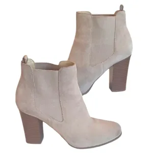 Michael Michael Kors Lottie Bootie Suede Slip On Ankle Boot Square Heel Pull Tab