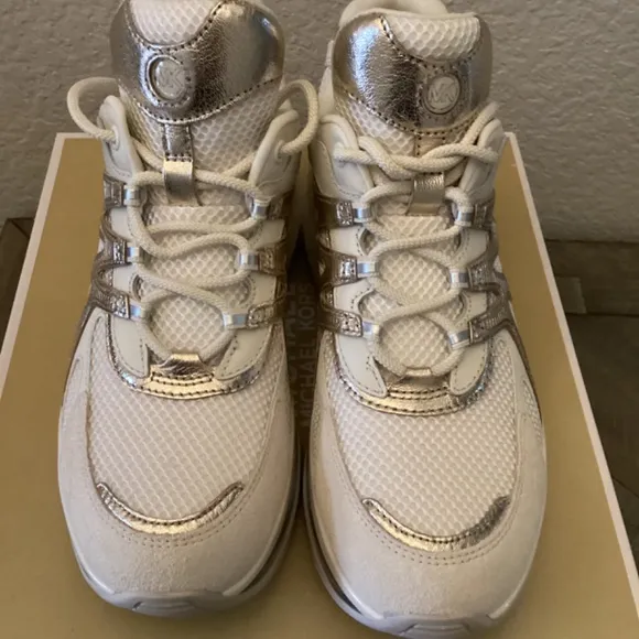 MICHAEL MICHAEL KORS Women's Olympia Sport Extreme Lace-Up Sneakers, size 10