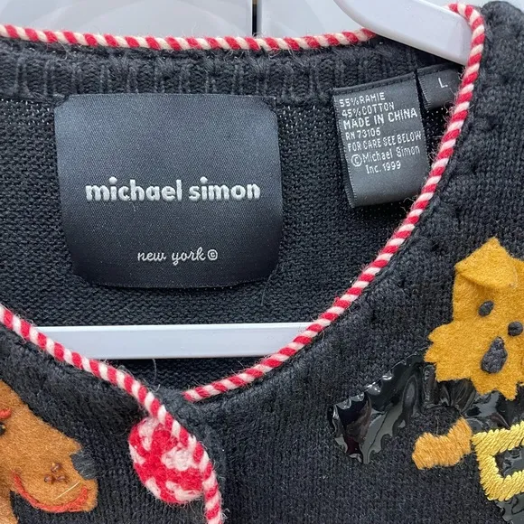MICHAEL SIMON SIZE L CHRISTMAS THEMED DOG SWEATER
