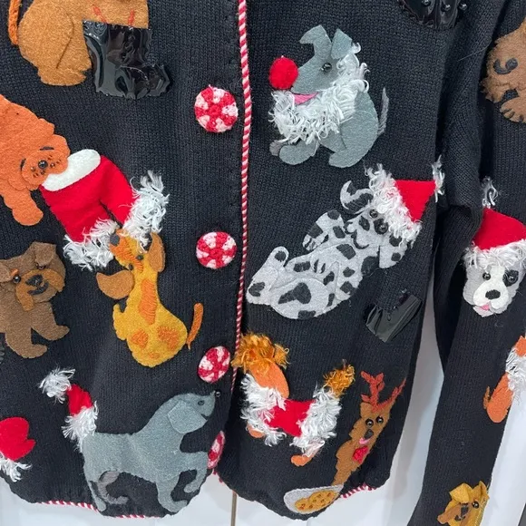MICHAEL SIMON SIZE L CHRISTMAS THEMED DOG SWEATER