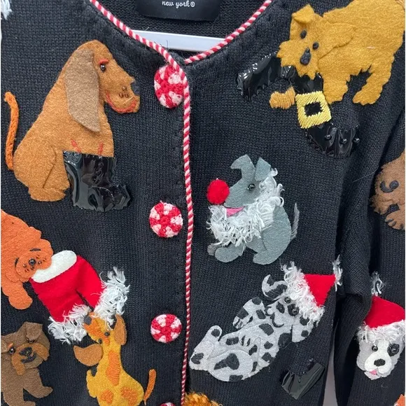 MICHAEL SIMON SIZE L CHRISTMAS THEMED DOG SWEATER