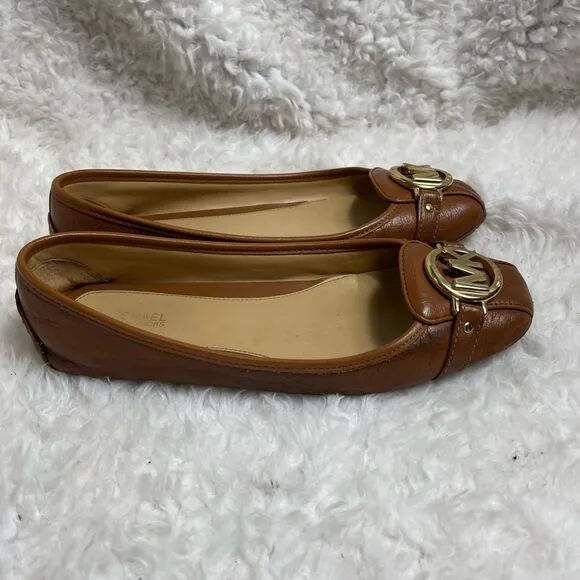 Michael Kors Fulton leather tan slip on flats with gold tone logo accent SZ7.5M