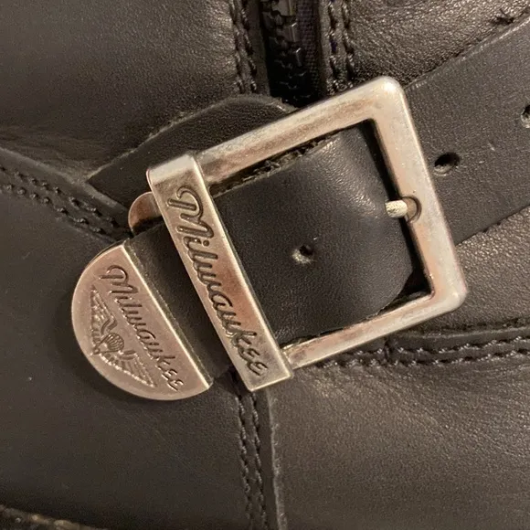 MILWAUKEE BIKING boots size 10 excellent condition color black