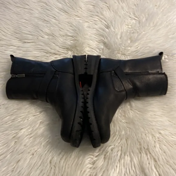 MILWAUKEE BIKING boots size 10 excellent condition color black