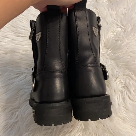 MILWAUKEE BIKING boots size 10 excellent condition color black