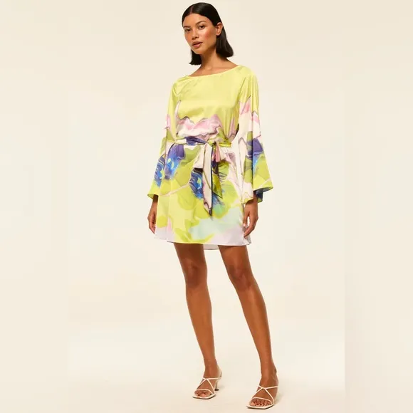 Misa Twiggy Dress- in Marble Flora