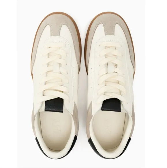 MIXED LEATHER ATHLETIC SNEAKERS SIZE 7.5