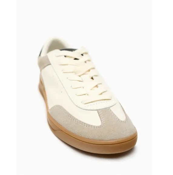 MIXED LEATHER ATHLETIC SNEAKERS SIZE 7.5