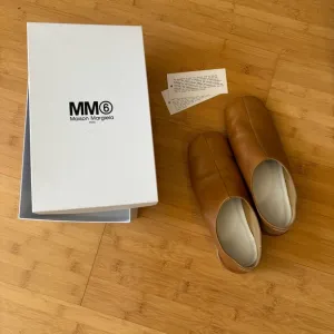 MM6 Maison Margiela Tan Square Toe Leather loafers - SIZE 38
