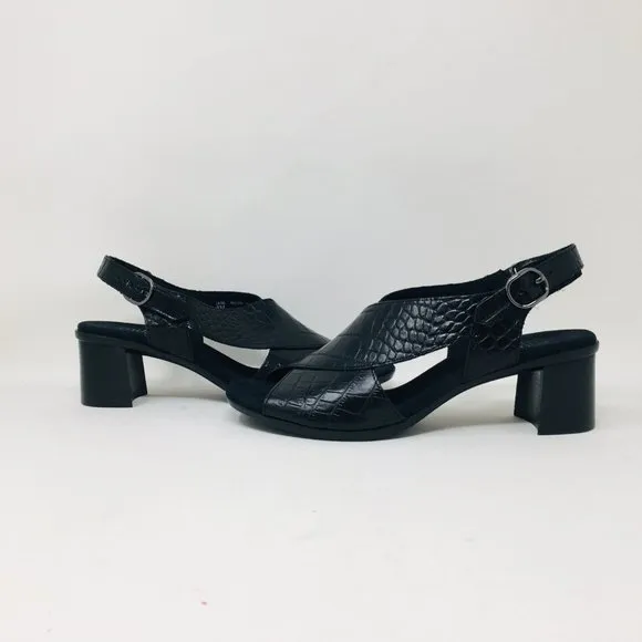 Munro Laine Black Croco Block Heel Sandals