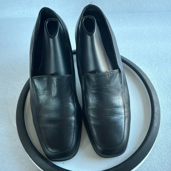 Munro Slip On Loafers 7.5W Women’s Wide Black Leather Comfort Square toe