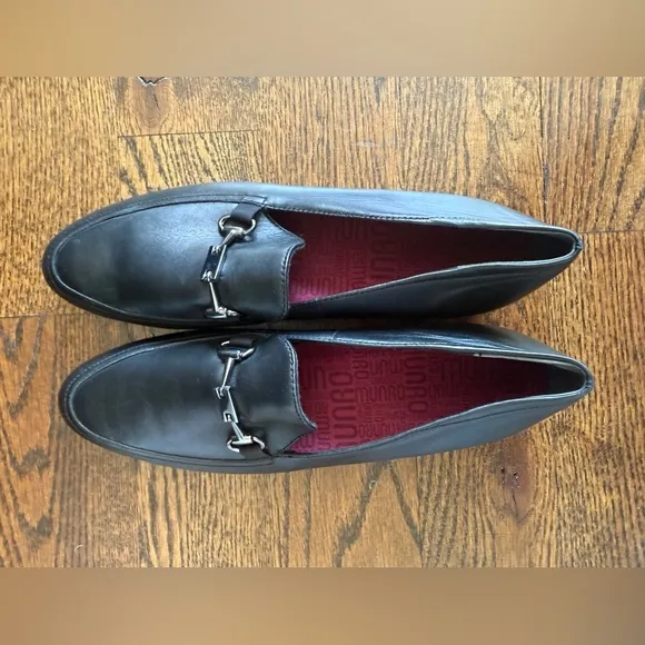 Munro Women's Harrison II Leather Pointy Toe Loafers SZ 7N