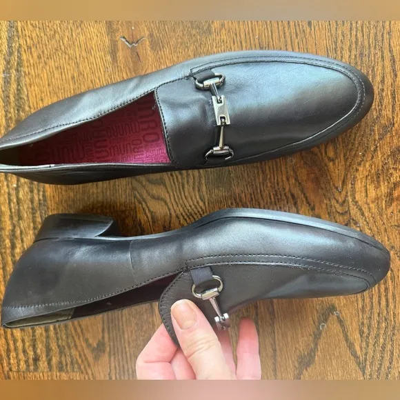 Munro Women's Harrison II Leather Pointy Toe Loafers SZ 7N