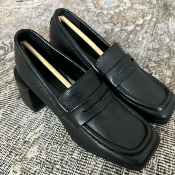 NA-KD Squared Toe Heeled Loafers