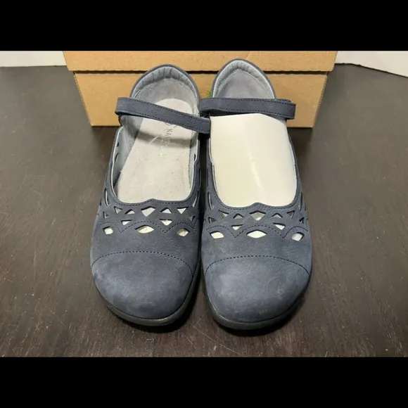 NAOT Agathis Mary Jane Shoes Flats Navy Velvet Nubuck Size EU 40/US 9-9.5