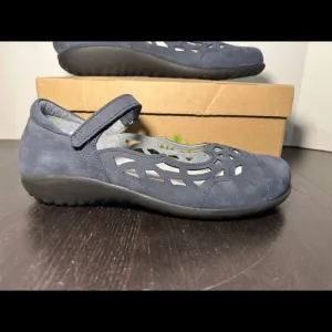 NAOT Agathis Mary Jane Shoes Flats Navy Velvet Nubuck Size EU 40/US 9-9.5