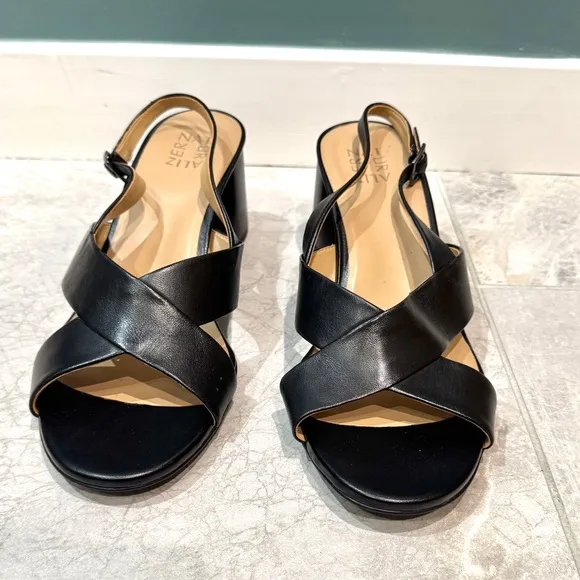 Naturalizer Azalea Slingback Heeled Sandal Block Heels strappy heels women’s 12W