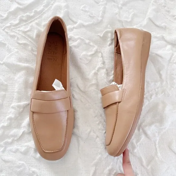 Naturalizer Genn-Flow Slip-ons Size 12W New