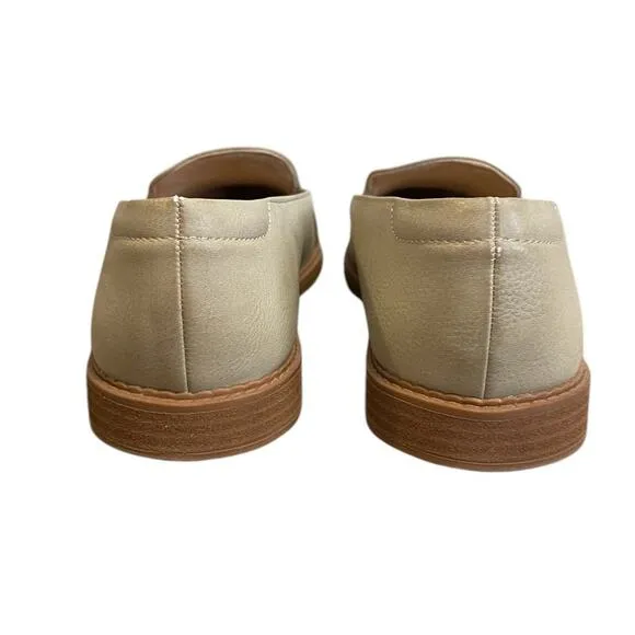 Naturalizer SOUL Yippee Faux Leather Slip On Flat Shoes in Stone Size 7.5