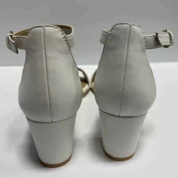 Naturalizer Women’s Vera, White Ankle Strap Sandals, Size 9 Wide